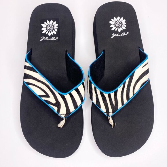 NEW Yellow Box Zebra Stripe Flip Flops Platform Sandals 8.5 Faux Hair Blue Trim - Picture 2 of 8